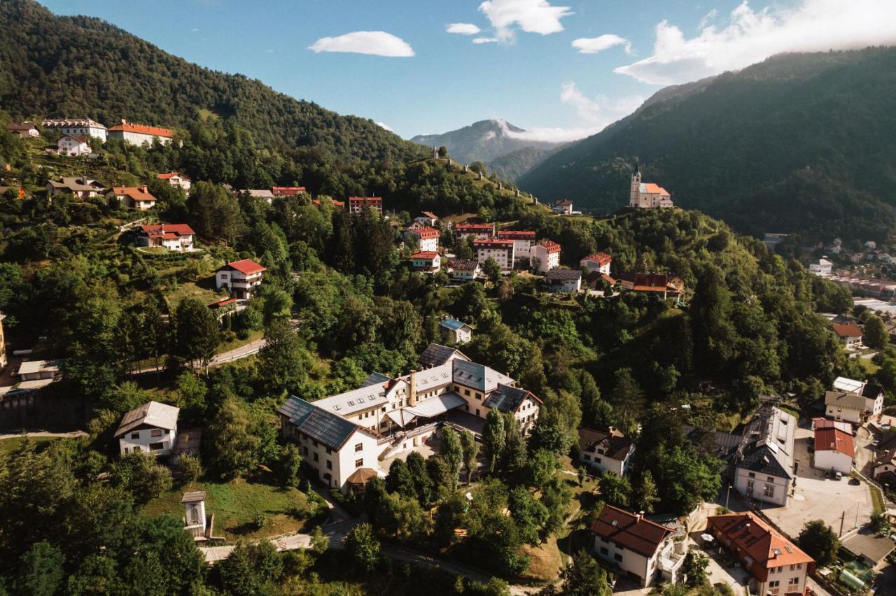 Hostel Idrija Exterior foto